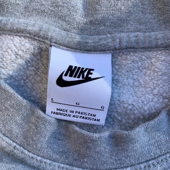 Nike Just Do It Crewneck Sweatshirt (L) - Picture 3 of 6